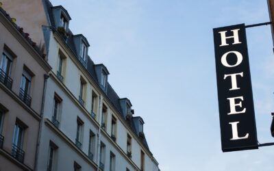Comparaison des hôtels à Yvetot : Hôtel du Havre vs Hôtel Saint Denis